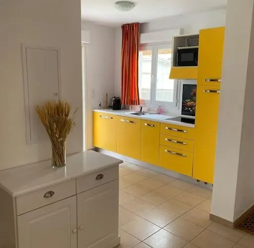 Saint-florent Duplex アパート *